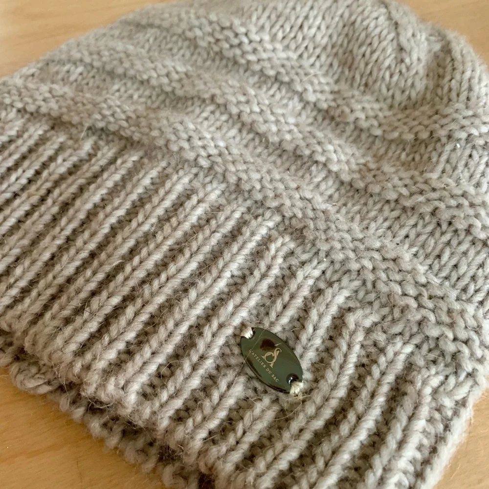 L’Atelier Du Sac Alpaca Blend Cozy Knit Beanie Hat Beige Oatmeal - Picture 5 of 8